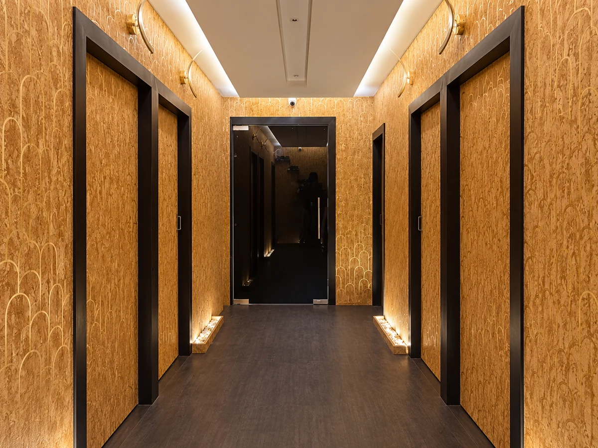 The corridor inside Riverstone